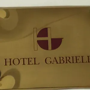 Gabriele Отель